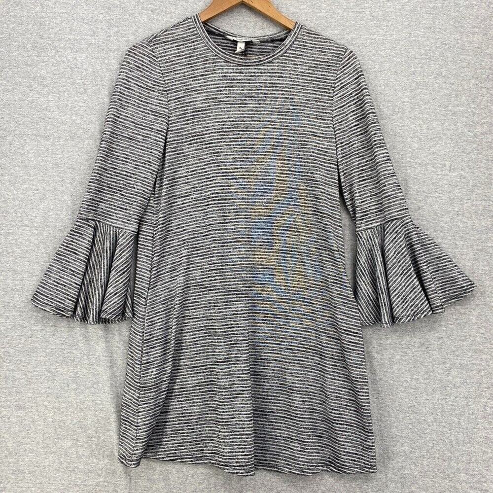 Speechless Dress Womens Medium Black Gray Striped Bell Sleeves Short Pullover